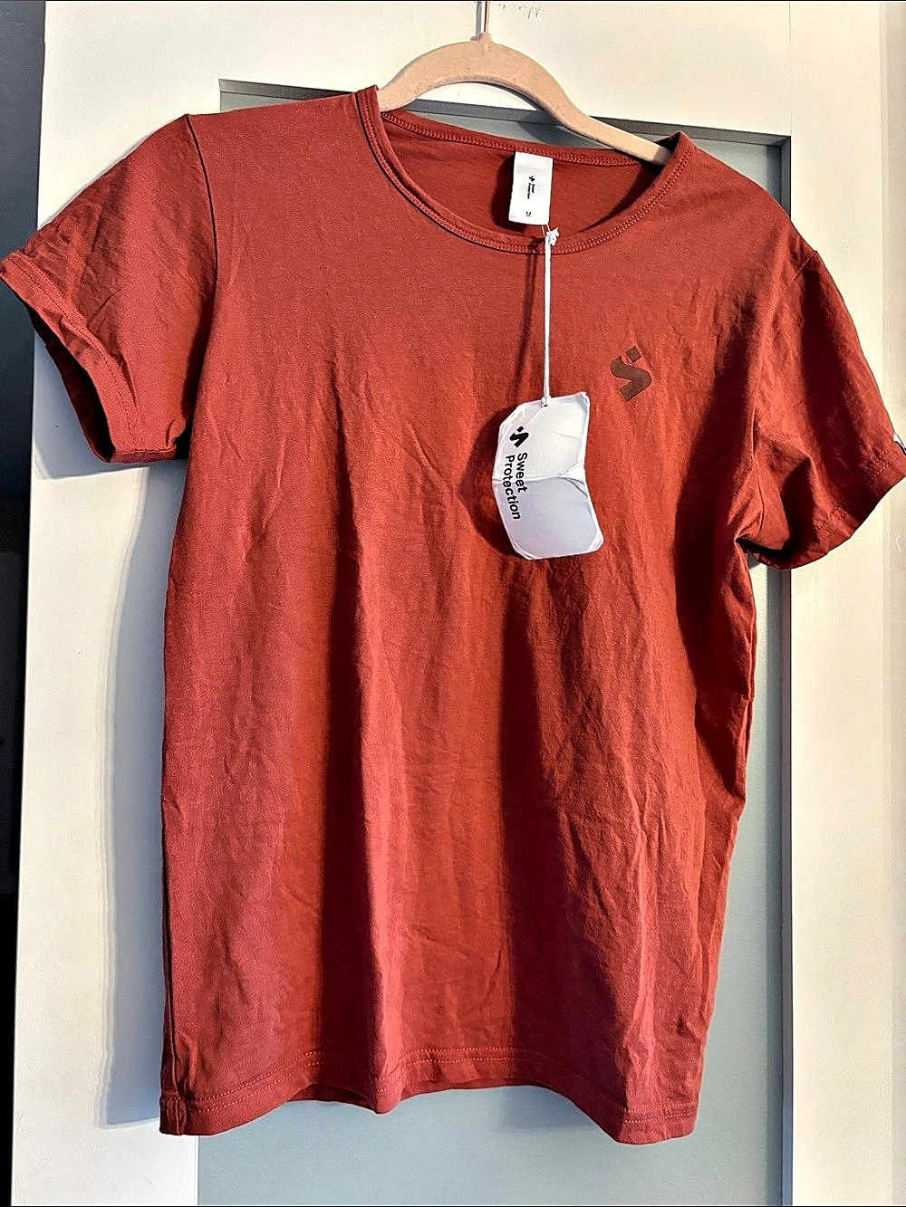 Sweet Protection Chaser Logo T-Shirt Short Sleeve Cotton Tee in Red Size Medium